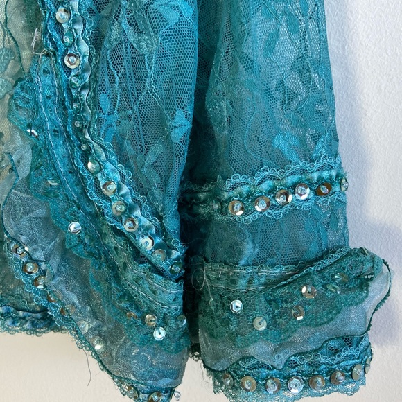 Tea Brand Lace Bolero - Picture 4 of 6